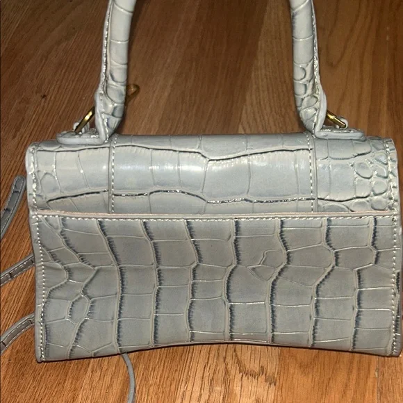 Gray Crocodile Embossed Handbag - Picture 5 of 7